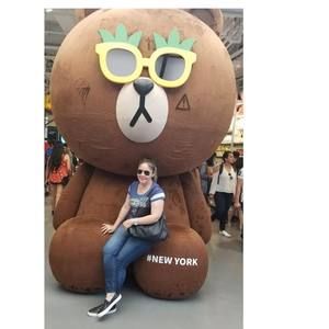 Meet your Posher, Rocio del pilar